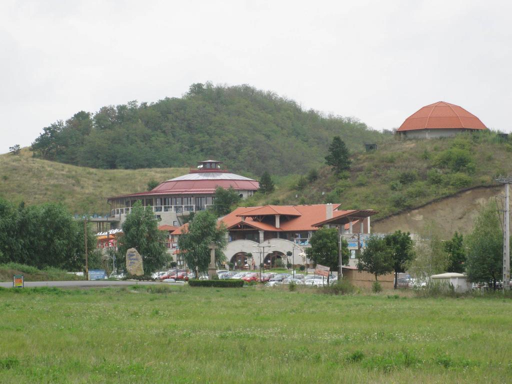 Hotel Vidor Vendeghaz Demjén Exteriér fotografie